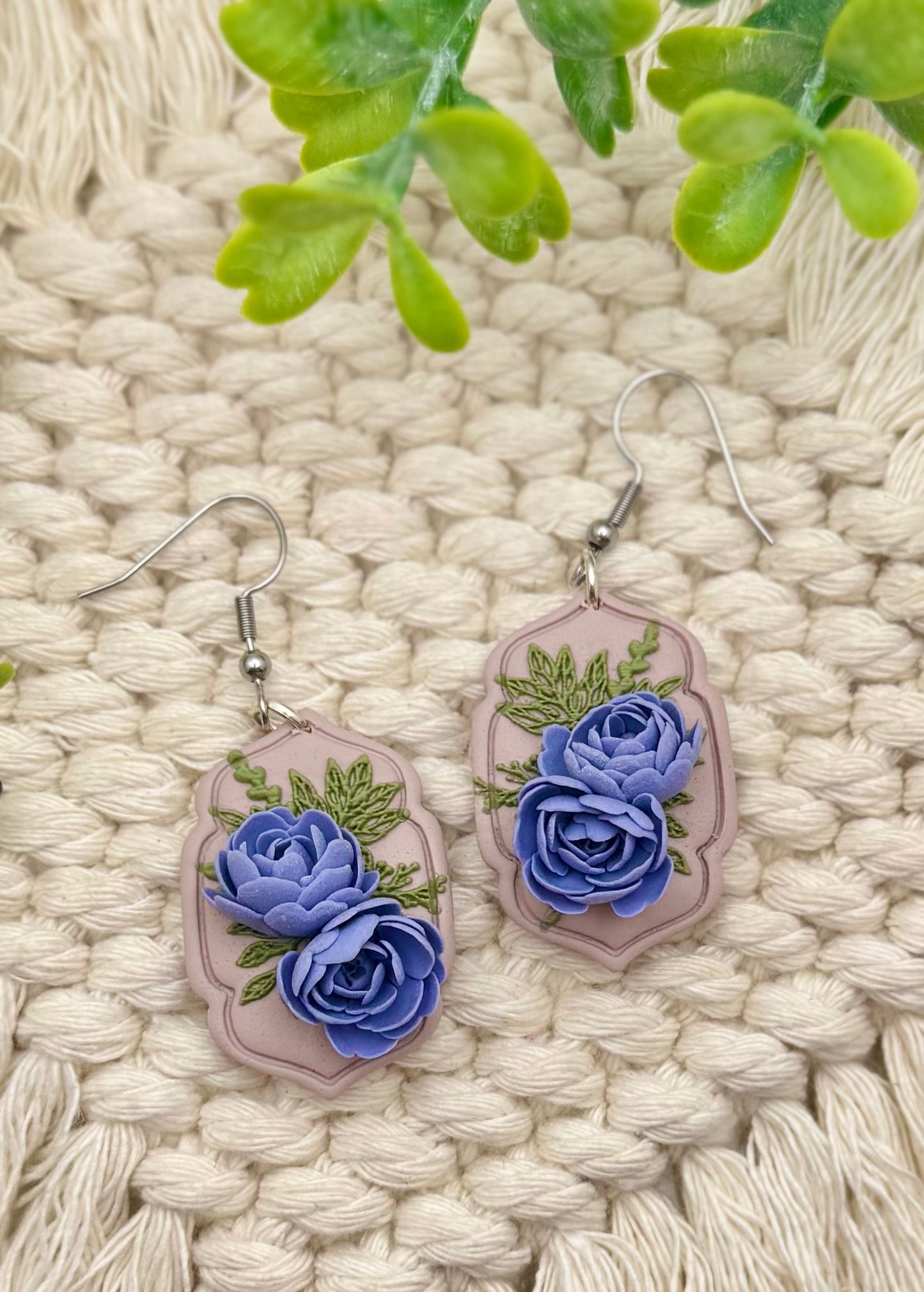 Amour en Fleurs (Love in Flowers)
Handcrafted Polymer Clay Peony Earrings with Nickel-Free Hooks